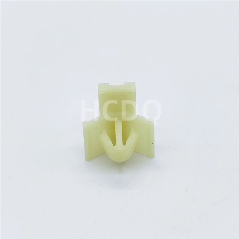 10 PCS Original and genuine MG630418 automobile connector plug housing supplied from stock