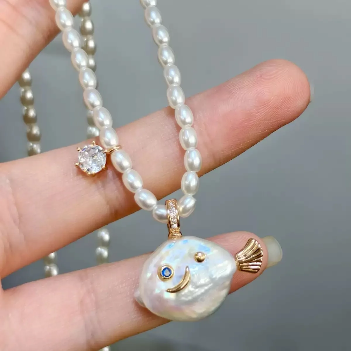 

New Fashion Retro Ocean Series Pendant Cute Little Fish Pendant Necklace Plated with 18K Real Gold necklace for women halloween