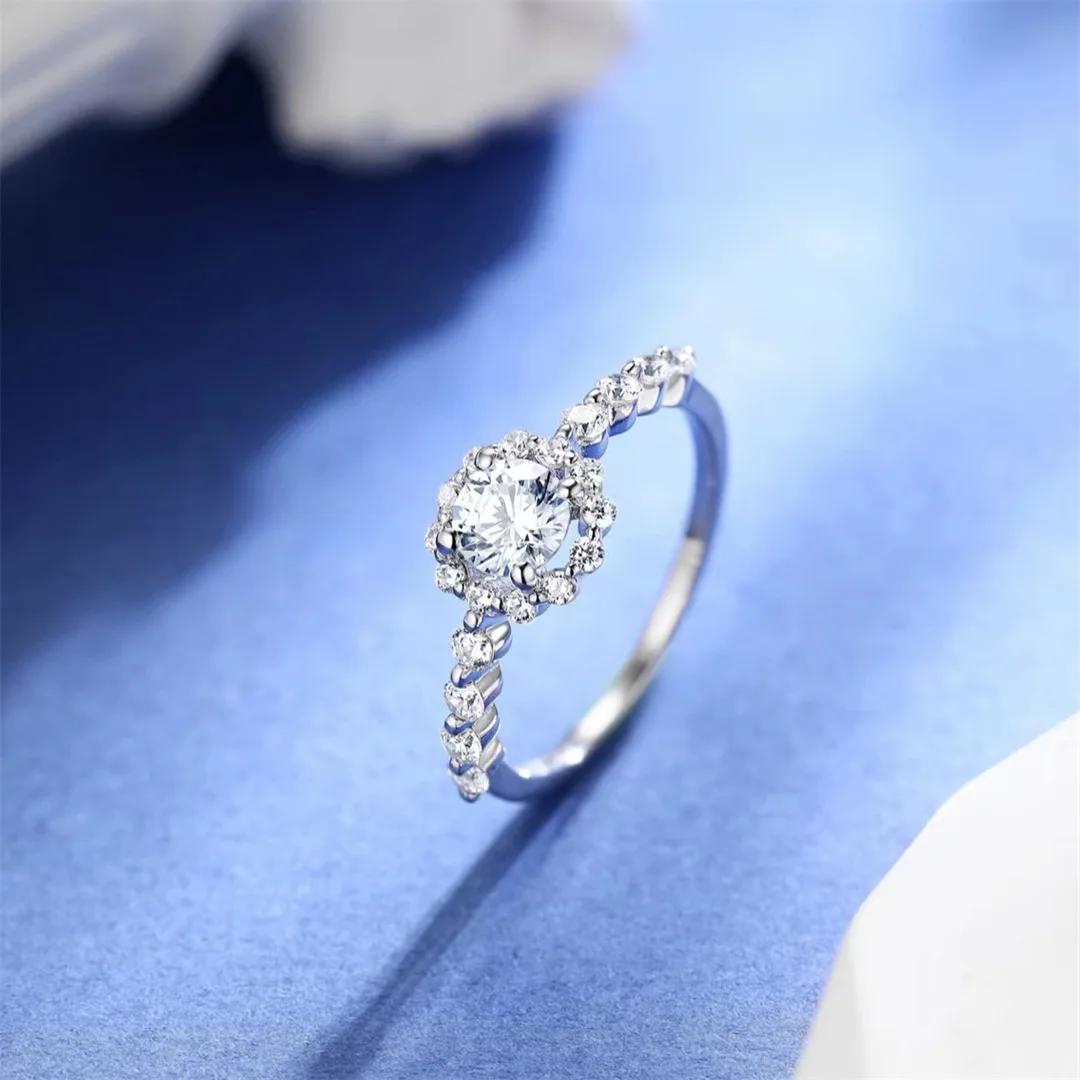 

Diamond Ring with 50 Points Simulation Diamond Ring 925 Silver Small Diamond Ring for Women