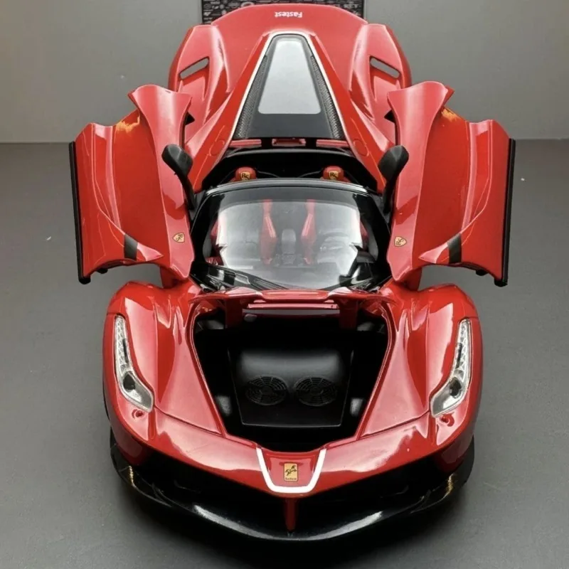 1:24 Ferrari LaFerrari Diecast Alloy Supercar Model with Openable Doors Front Wheel Steering for Car Collectors Hobby Display