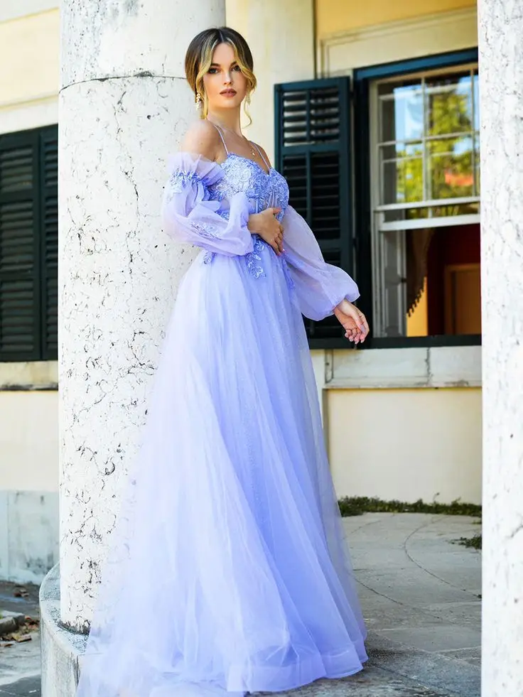 Lavender Prom Dresses Off Shoulder Tulle Lace Appliques Long Sleeves Formal Party Sweep Train Special Occasion Evening Gowns