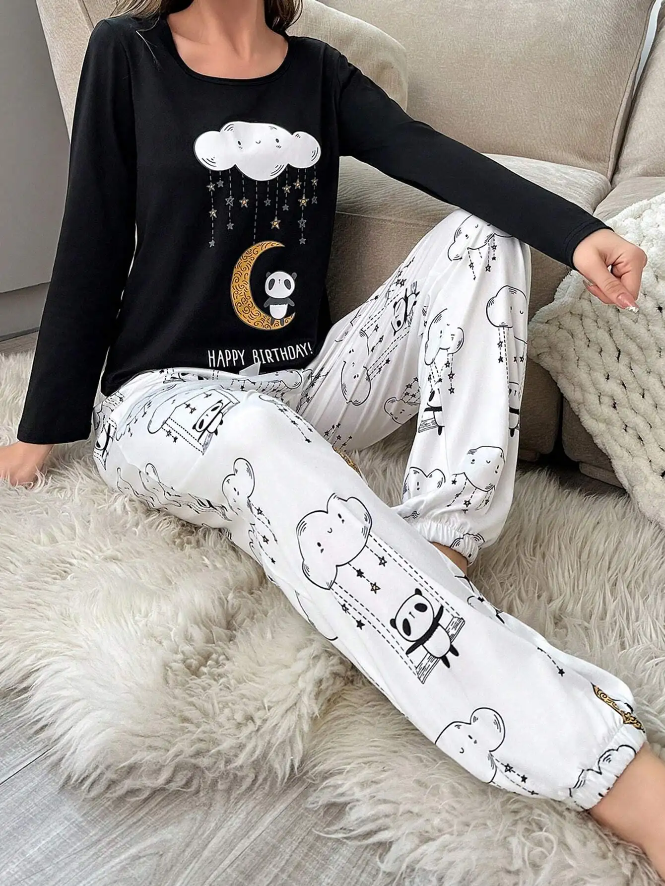 

Cute Panda & Moon Clound Print Pajama Set Long Sleeve Crew Neck Top & Elastic Joggers Women's Sleepwear Loungewear