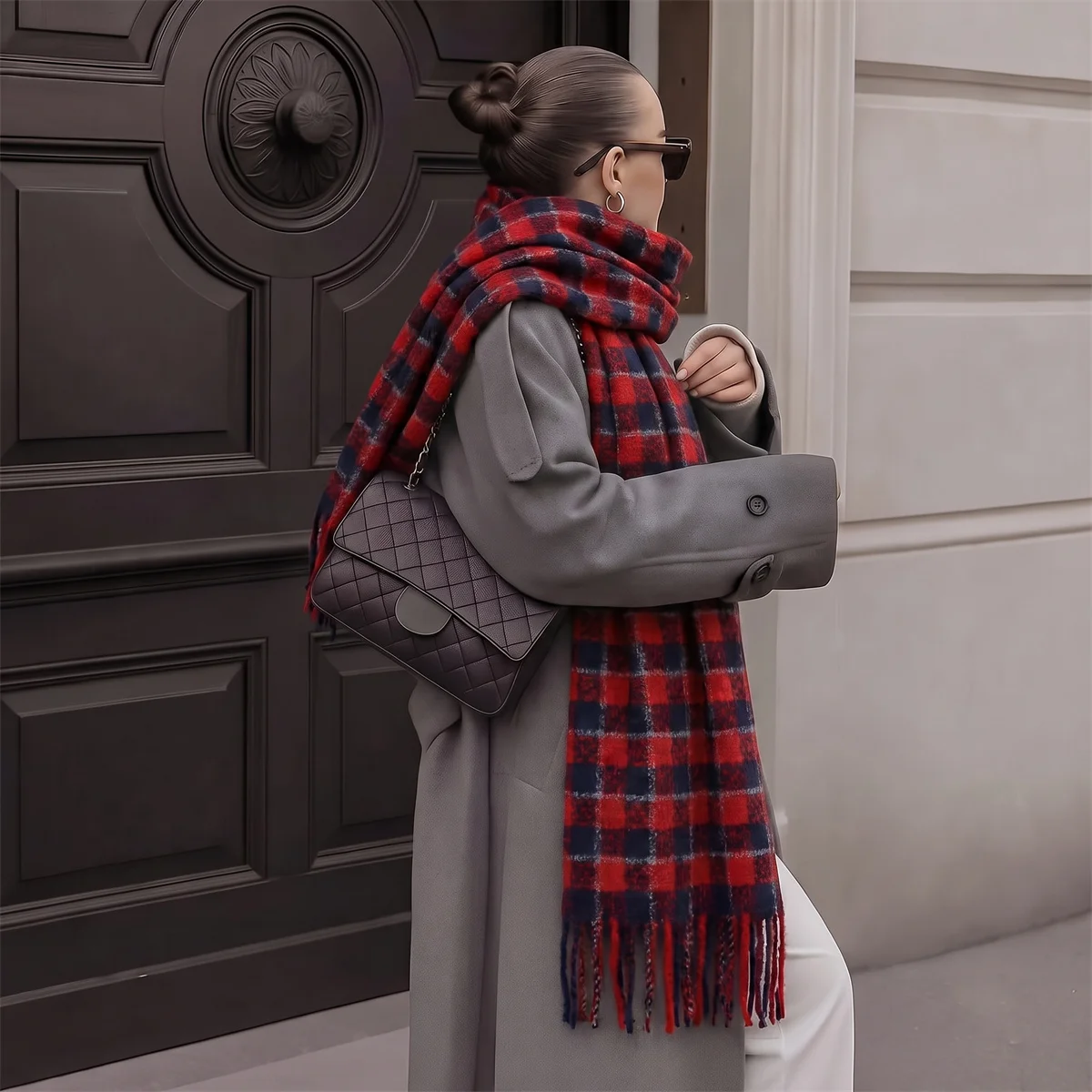 Women Classic Small Check Plaid Scarf Soft Imitation Cashmere Tassel Shawl Warm Thick Neck Scarf Vintage Grid Pattern Accessory