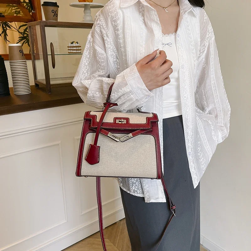 

Elegant Minimalist Leather Shopper Bag Large Capacity Casual Vintage for Business Women Simple Unique