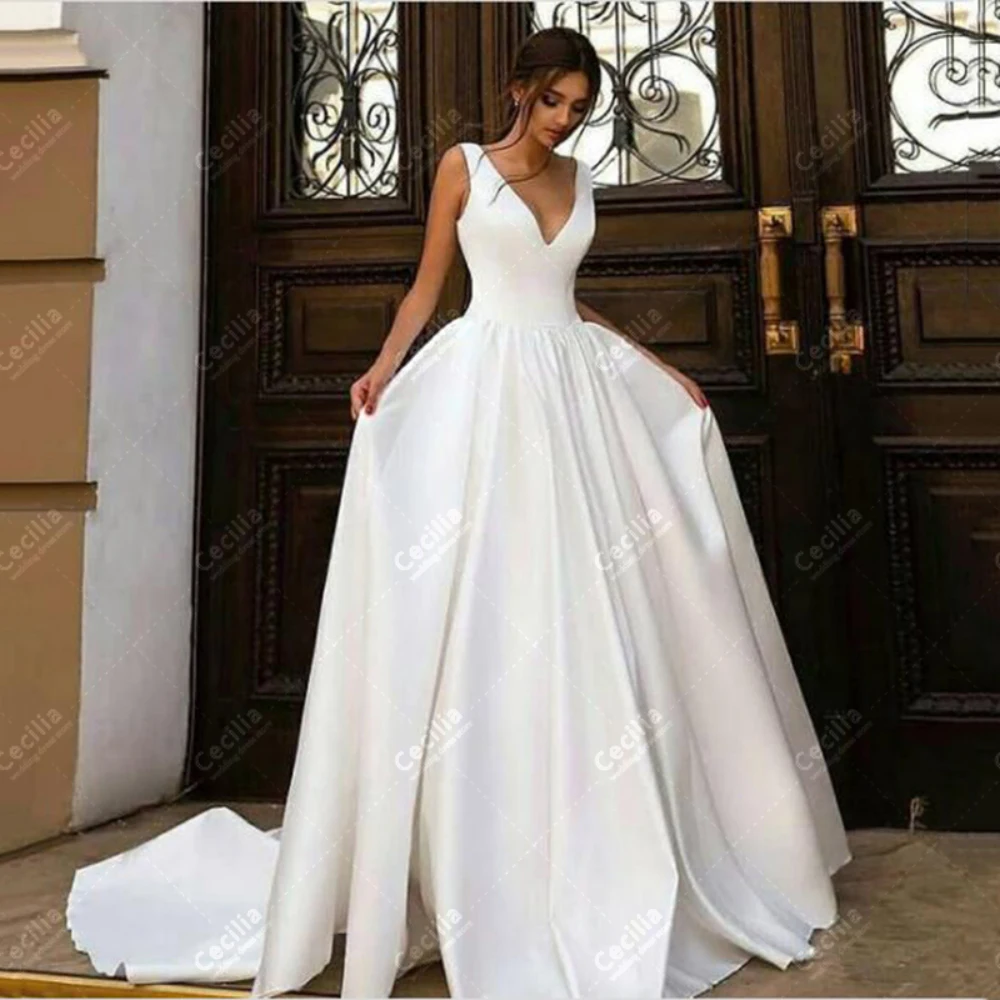 

Graceful Wedding Dresses Simple Bridal Gowns Sleeveless Backless A-Line Deep V-Neck Robe For Formal Party Vestidos De Novia 2024