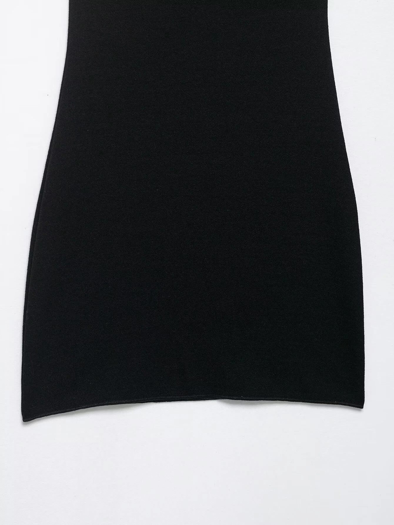 Europäischer und amerikanischer Stil 2025, Herbst, neue Damenbekleidung, Temperament, ärmellos, schmale Passform, mit Blumen befestigtes elastisches Kleid