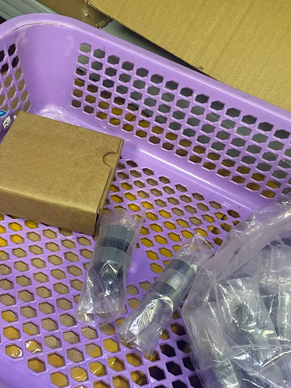 

1 комплект сменных роликовых роликов для PANASONIC KV-S1026C KV-S1046C KV-S1065C KV-SS058 KV-S1037 KV-S1038