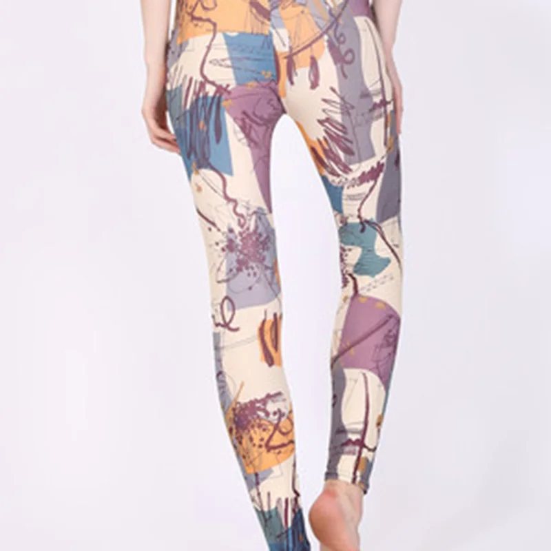 2021 Graffiti print leggings are comfortable  slim breathable  thin and anti-silk nine point pants movement