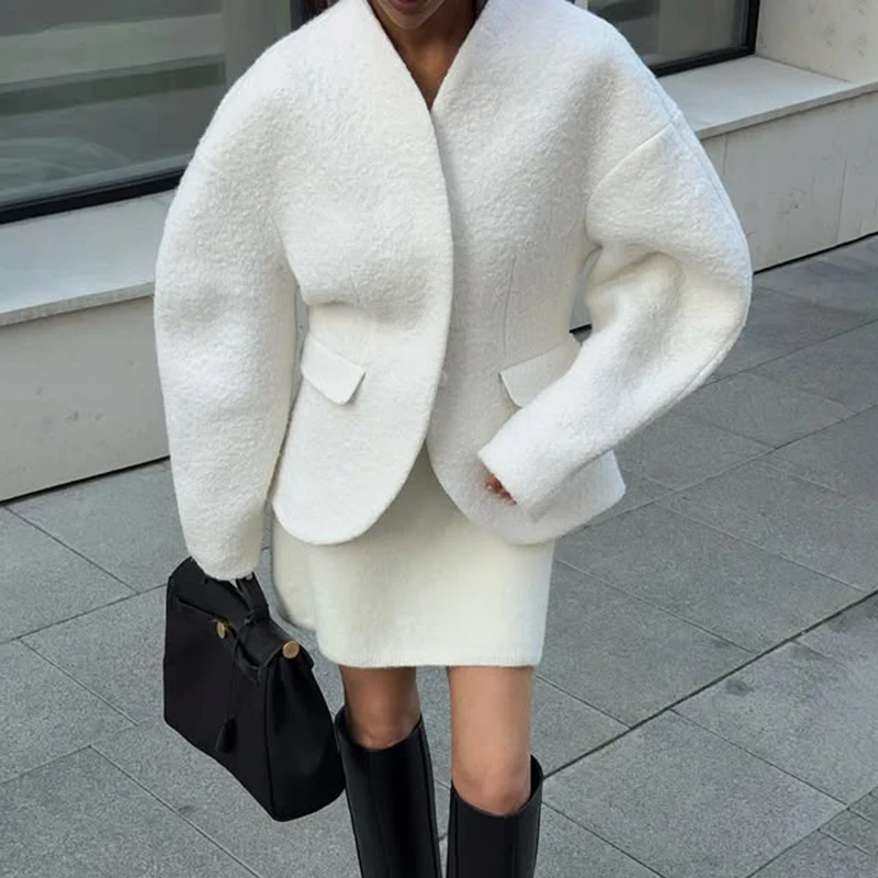 

2025 Fall White Fur Jacket Coat For Women Casual Long Sleeve Cardigan Jacket Winter Streetwear Coat Female Commuting