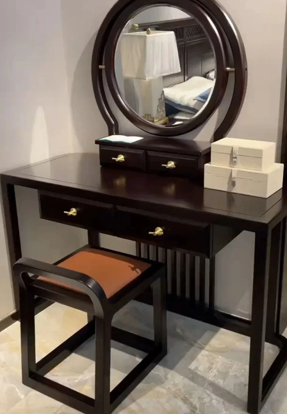 New Chinese Style Ugyen Wooden Dressing Table with Mirror Modern Minimalist Type Makeup Table Dressing Stool Combination