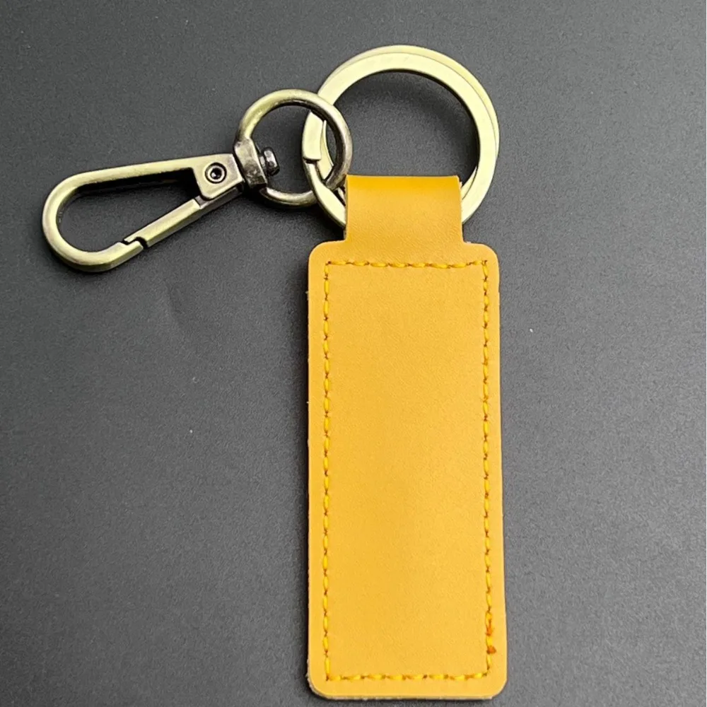 Aangepaste logo PU lederen retro sleutelhanger lasergraveren autosleutelhanger personaliseren ring hotel bedrijf naam sleutelhanger creatief cadeau