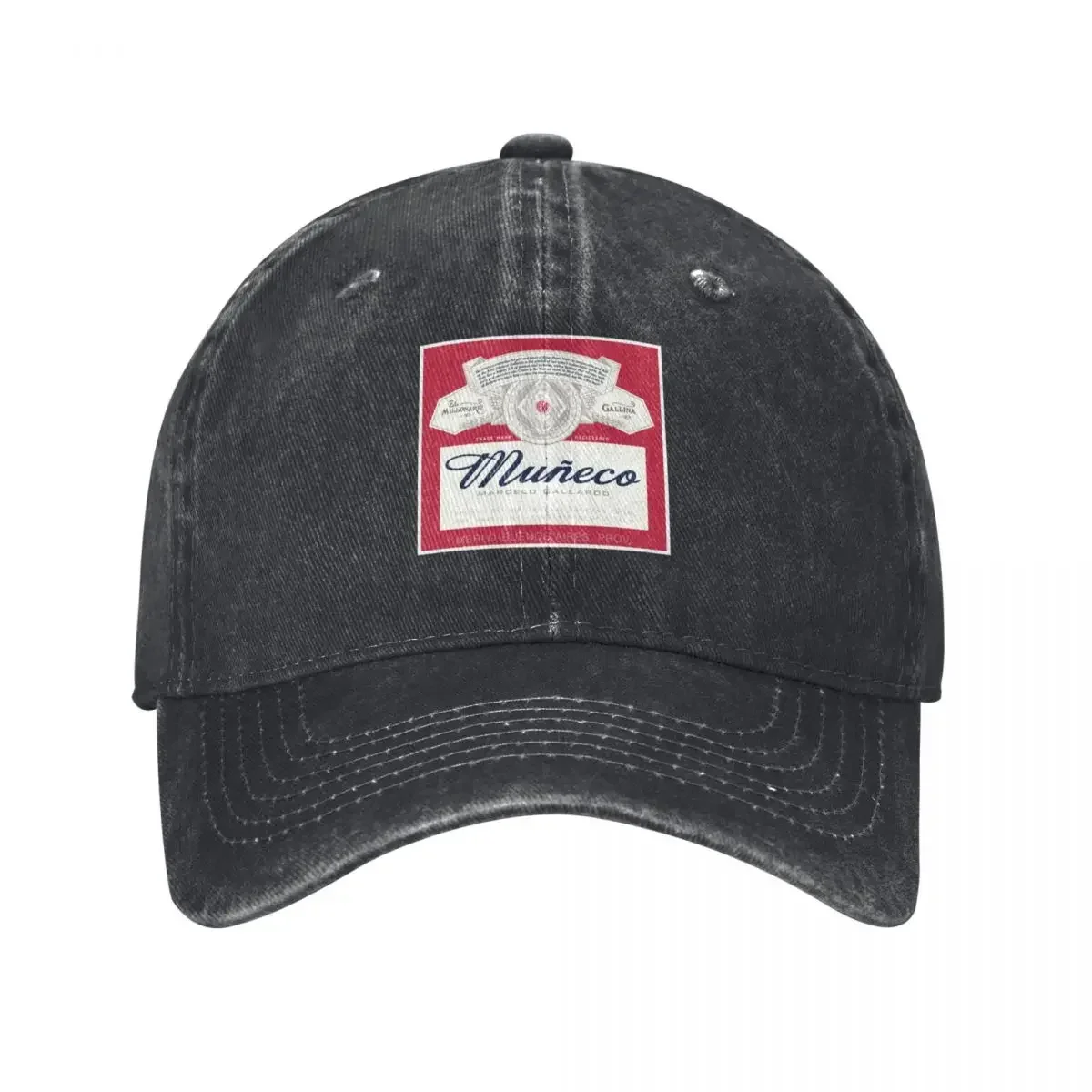 Camiseta Retro del River Plate con Diseño de Patrocinador de Cerveza de los 90 y Gorra de Béisbol de Homenaje a Marcelo Gallardo