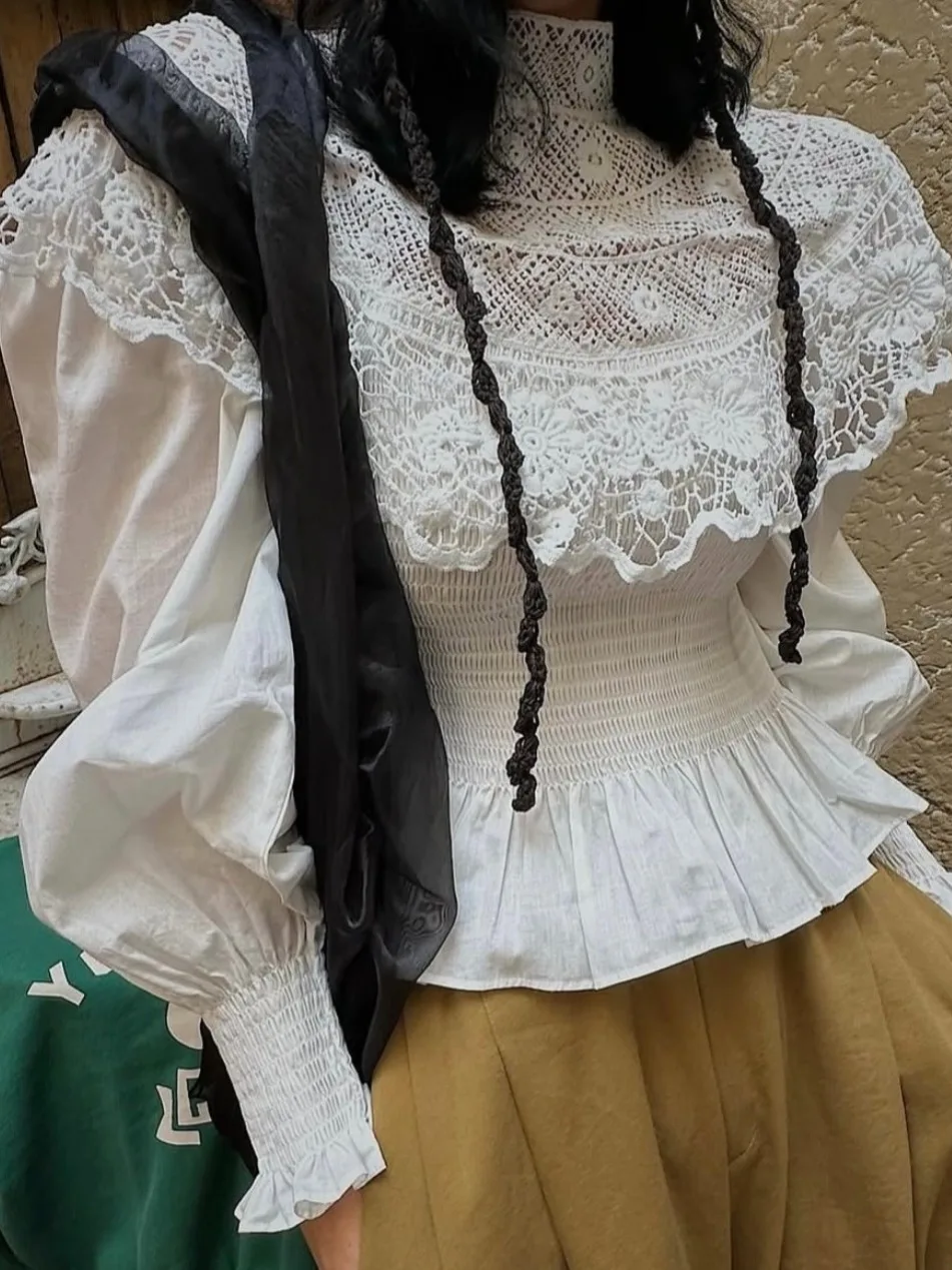 Ele Lace Trim Hollow out irt Feminino Emagrecimento Cintura Design Primavera Outono Faionable Commute Sle Long Sve Top