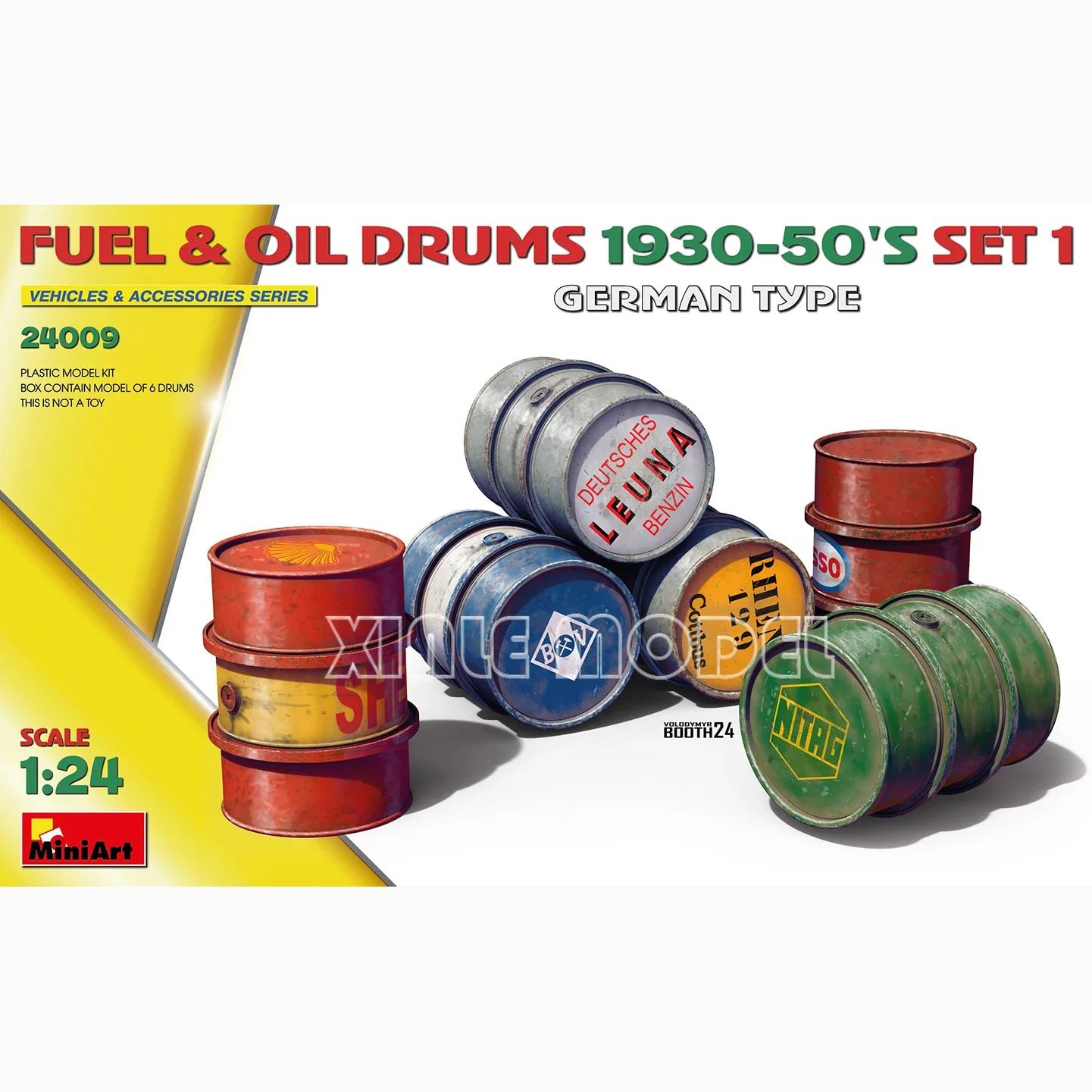 

MiniArt Plastic Assembled Model Kit 24009 Fuel and Oil Drums 1930s-1950s Set 1 German Type 1/24