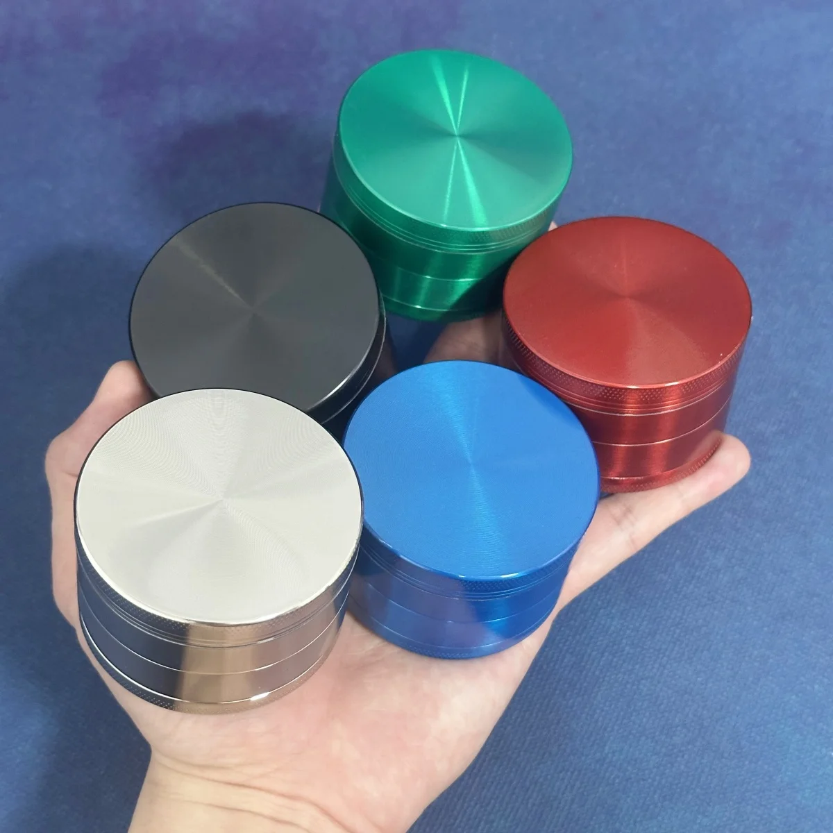 Grinder 2.4inch 60mm Model 11 Four Layer Metal Manual Herb Spice Crusher Kitchen Tobacco Preparation Grinding Tool Home Tool view 5