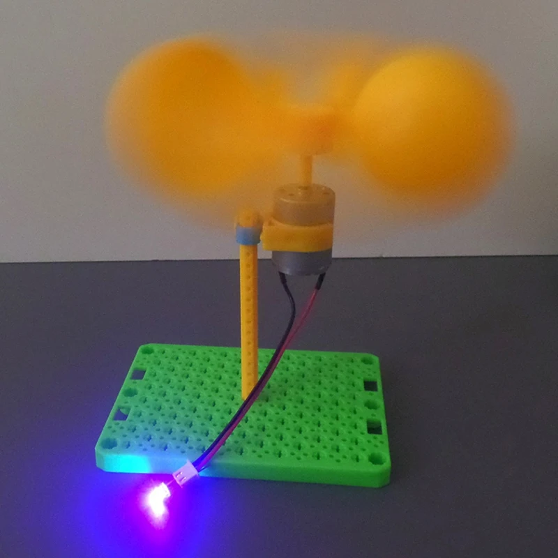 Diskon Besar-Kit Generator Turbin Angin DIY Generator DC 0.1V-3V dengan Pisau Penyangga Pengajaran Generator Dinamo Mini Motor Tanpa Sikat