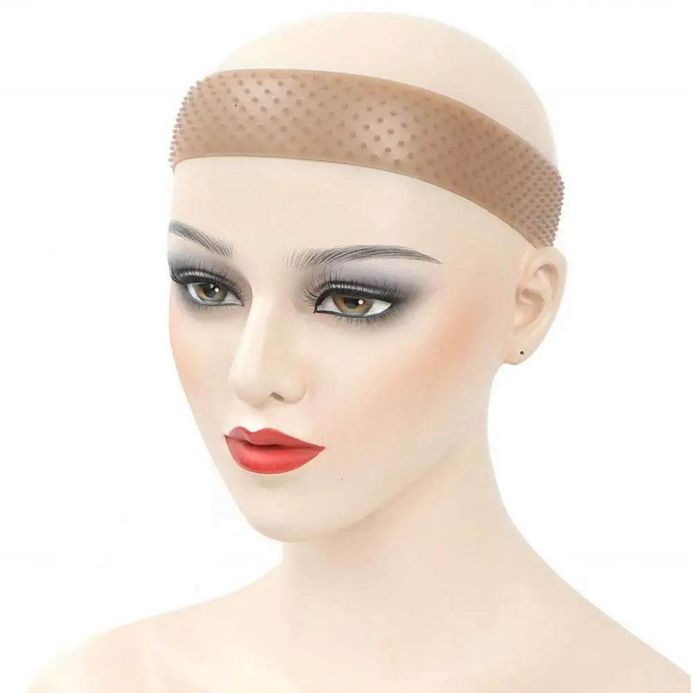 

This fashionable headband is very delicate and suitable for various combinations, keeping it fashionable and elegant.