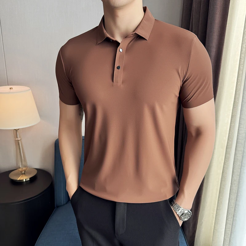 Polo da uomo ad alta elasticità 2024 estate leggera sottile seta di ghiaccio senza cuciture tinta unita Casual Slim Fit t-Shirt moda uomo abbigliamento