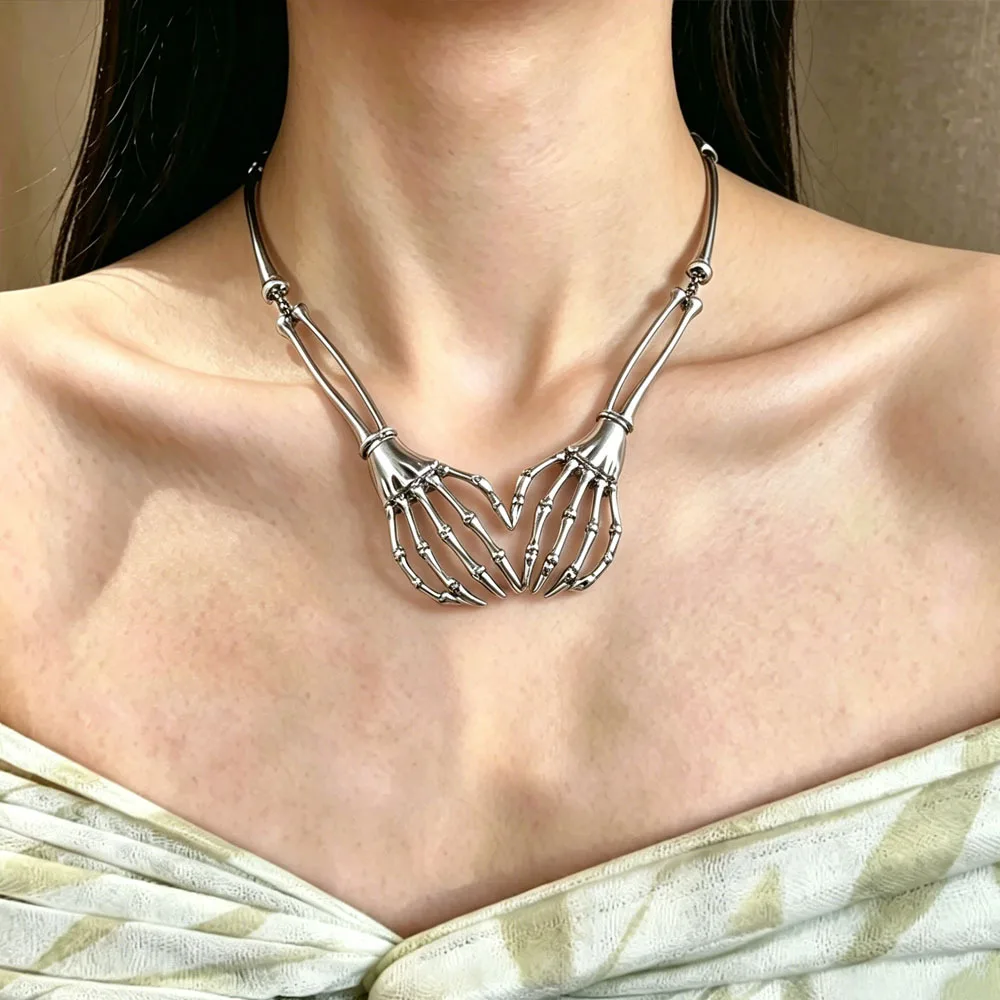 Vintage Antique Skull Hands Embrace Necklace, Dark Punk Design Clavicle Chain, Halloween Statement Jewelry for Women Men