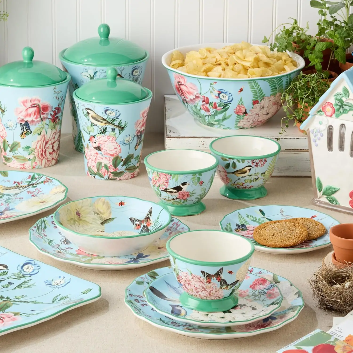 مجموعة فلورا مكونة من 4 أطباق سلطة - أطباق سيراميك مقاس 9 بوصة مع تصميمات زهور نابضة بالحياة والفراشة واليعسوب، أدوات مائدة متينة لـ