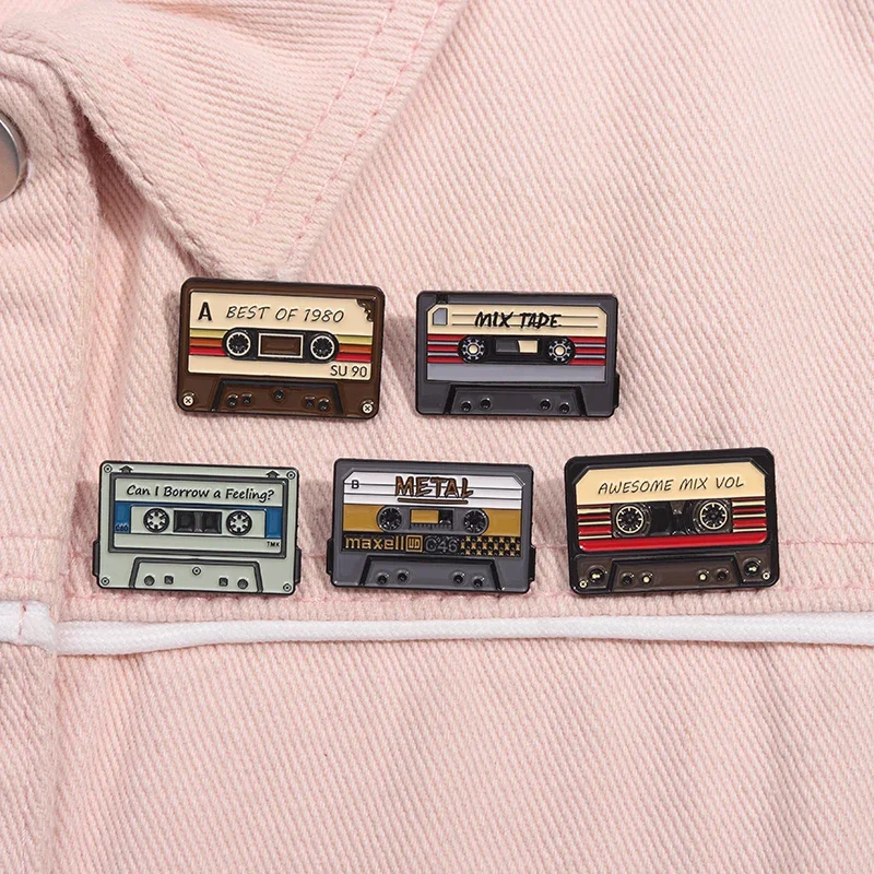 Tape Radio Metal Badge Clothing Music Matching Fashion Clothes Lapel Pins Schoolbag Accessories Gifts for Friends
