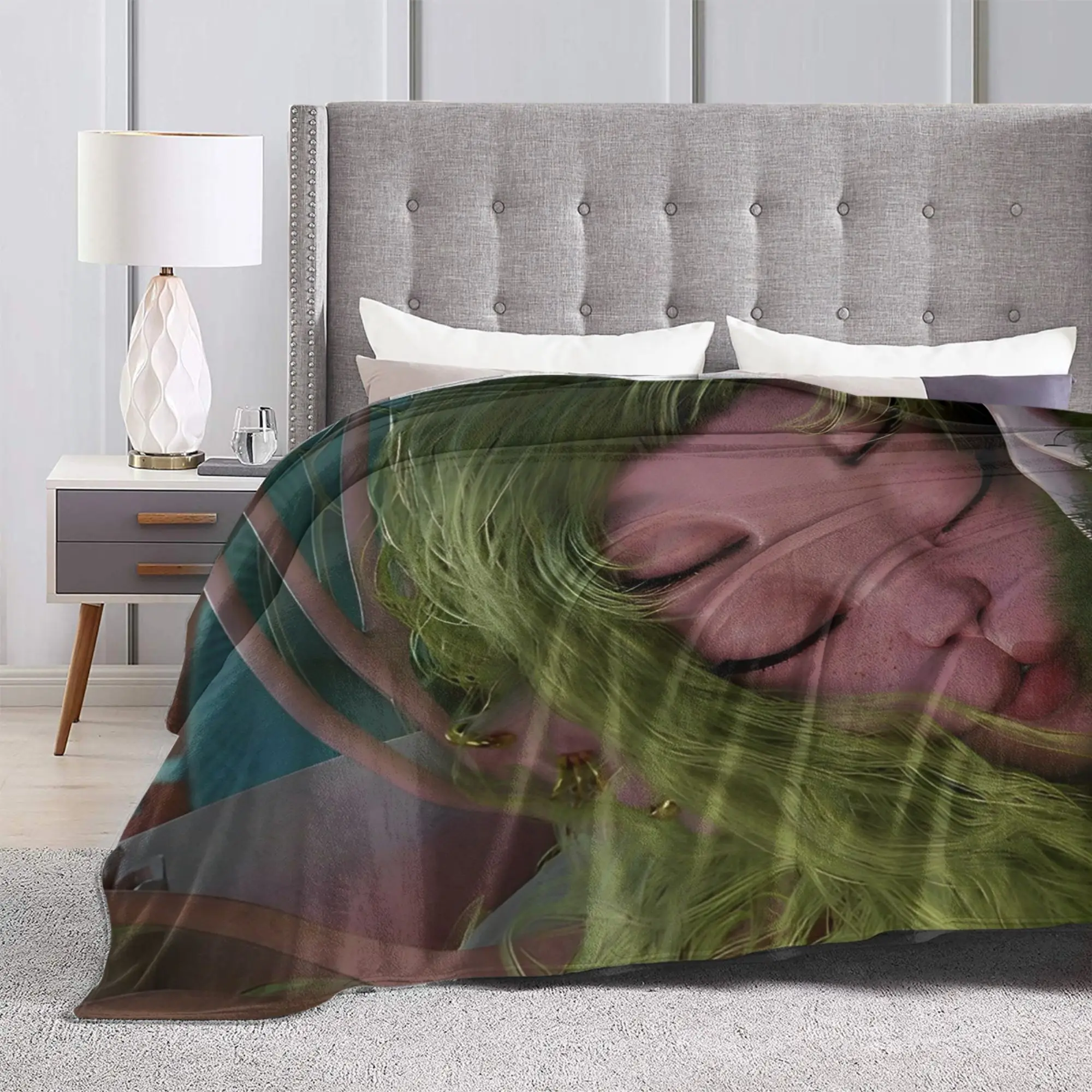American Singer Melanies Martinezs Portals Blanket Cover Coral Fleece Plush Thin Throw Blanket for Airplane Travel Bedroom Quilt