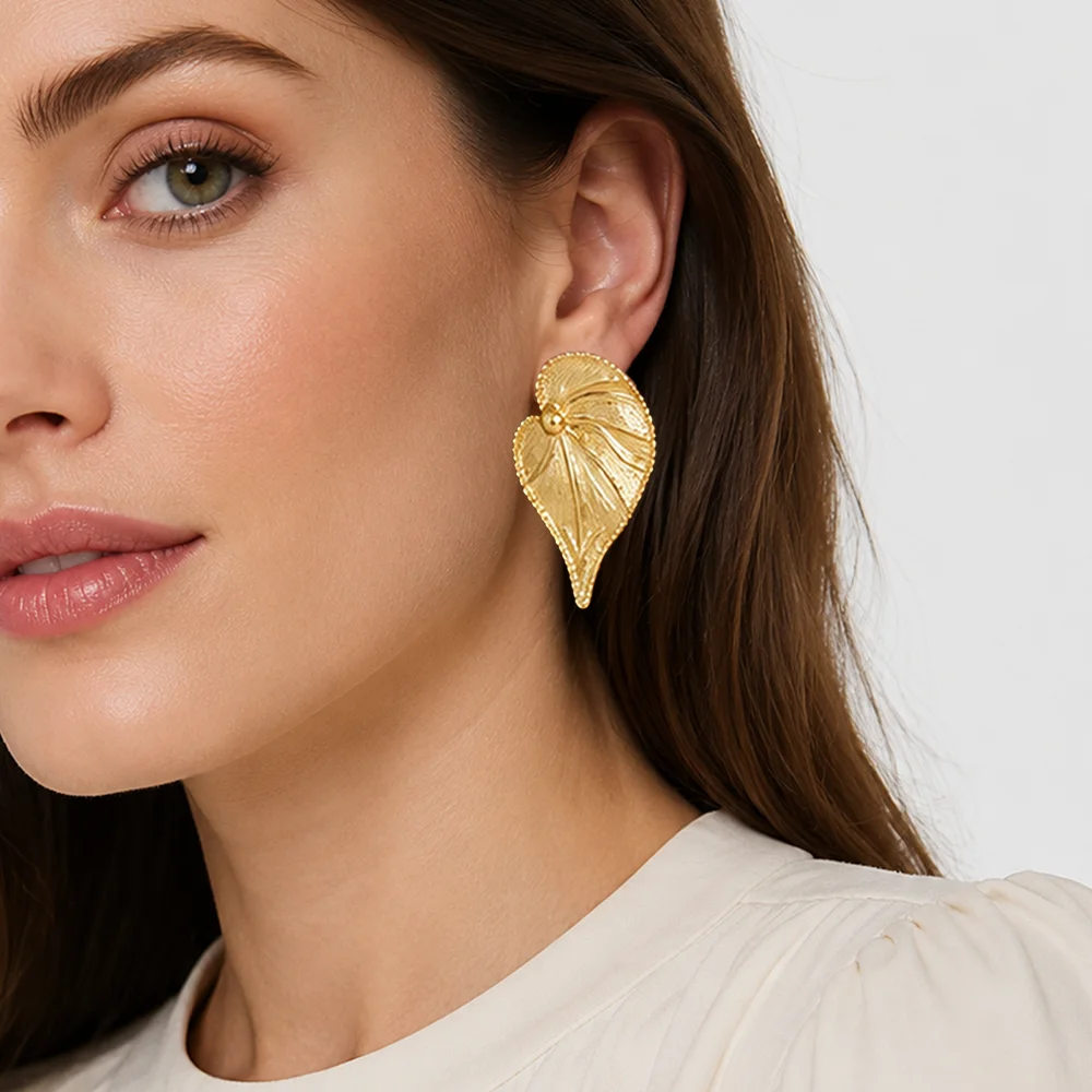 YTJX Vintage-Ohrringe in Goldfarbe mit Blattmotiv für Damen, Retro-Ohrringe aus strukturiertem Metall mit Lilienblättern, Modeschmuck, Party, Hochzeit, Geschenk 2026 – Detail 2