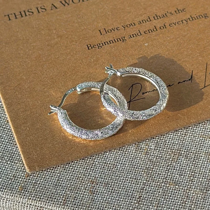 [Cciris.Com] S925 Silver Sparkling Ear Cuff Korean Vintage Minimalist Wholesale Dainty Jewelry for Women