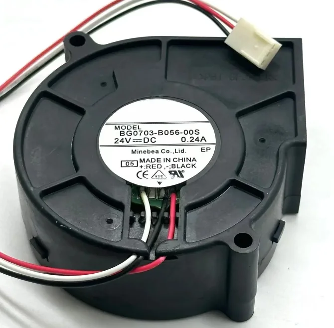 06025VA-12N-CL DC 12V 0.35A 60x60x25mm Ventilateur de refroidissement de serveur à 3 fils