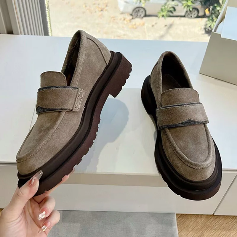 Suede Round Toe Thick Sole Azy Loafers Women's Retro String Beads Decor Flat Shoes Spring Autumn Commuting Shoes Zapatos De Muje