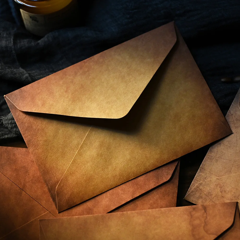 10 unids/lote sobre Kraft Vintage postal hecha a mano carta de amor escritura regalo embalaje bolsa de almacenamiento invitación tarjetas de felicitación