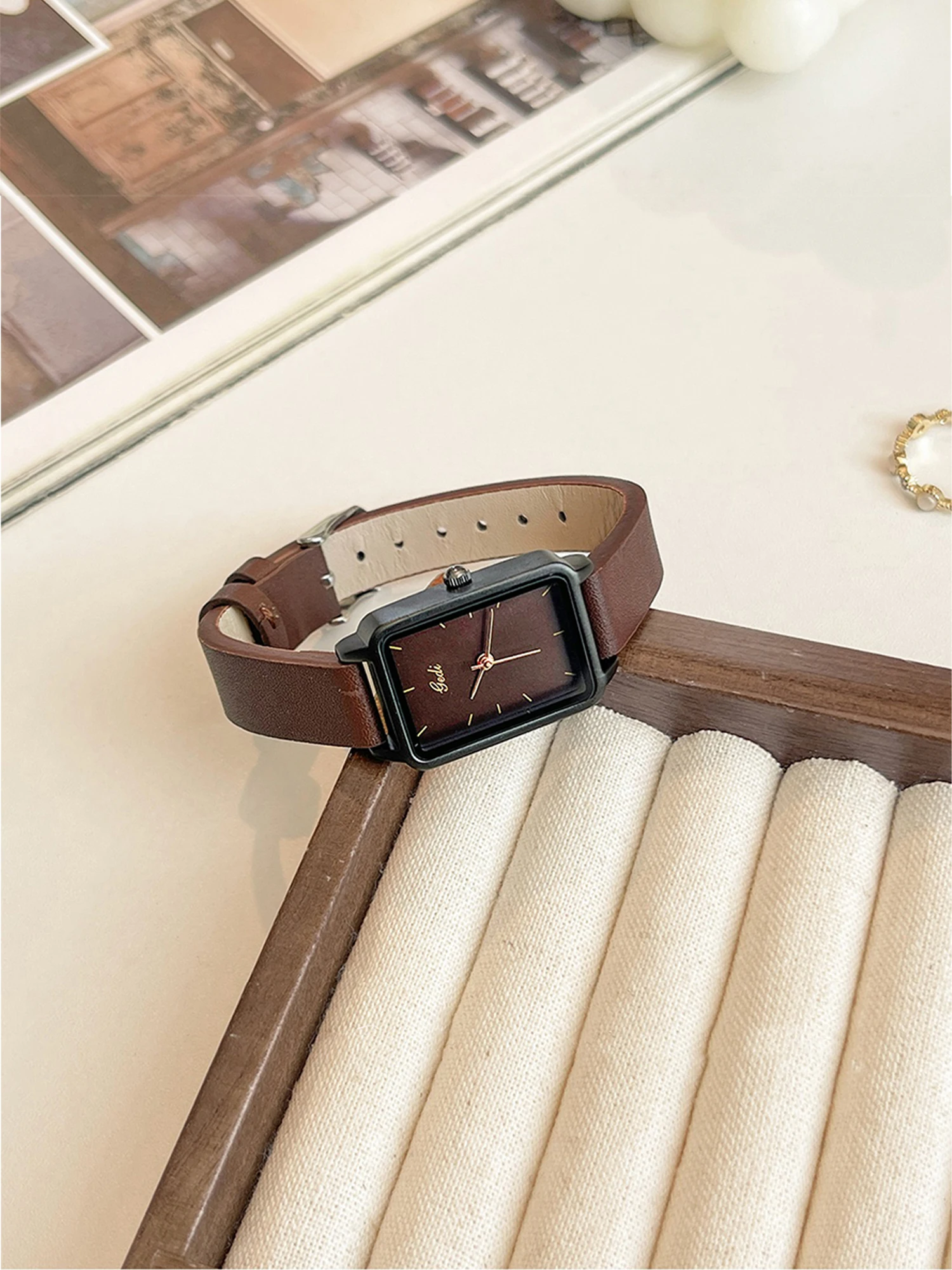 NEUE minimalistische schwarze – Dress Watch Ultra Thin Bewertung und Preis