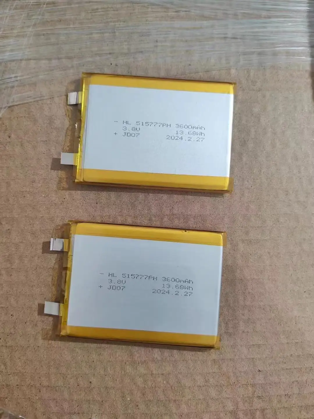 3.85V rechargeable battery 515777 polymer lithium battery 3600MAH LED lighting power bank locator fully charged