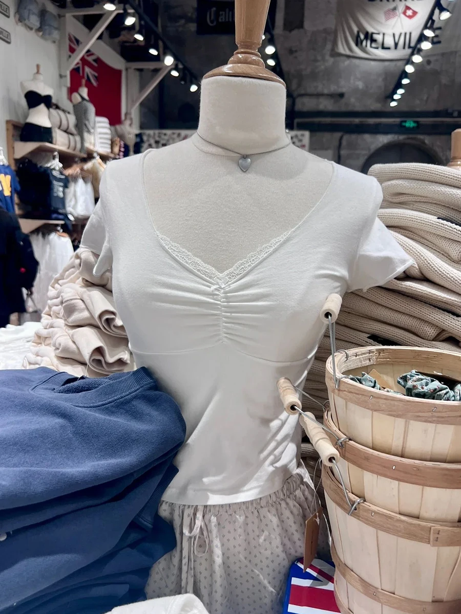 

Folds Lace Trim V-neck Slim T-Shirt Women Summer Short Sleeve Cotton Cropped Tees Female Vintage Solid Simple Sweet Crop Top Y2k