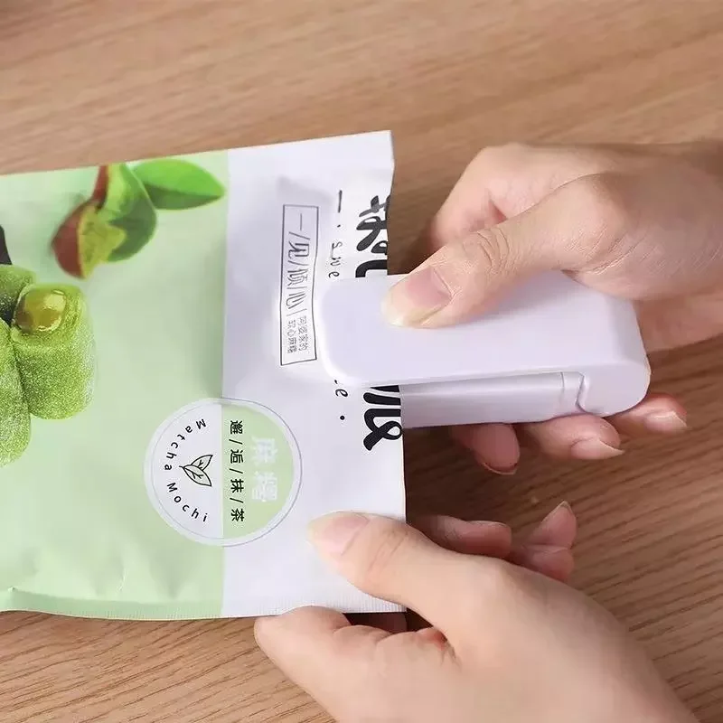 

Food Bags Sealed Packaging Heating Snack Heat Sealer Handheld Holder Food Saver Storage Kitchen Accessories