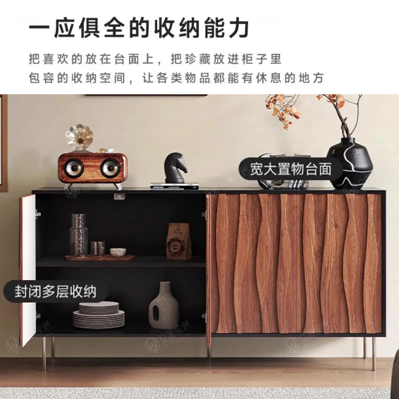 ตู้เก็บของสไตล์ยุคกลางติดผนัง พร้อมลิ้นชักแบบริบบิ้นไม้วอลนัทในตัว