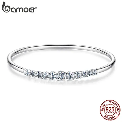 BAMOER 3.6CTTW Moissanite 바 팔찌 조정 가능한 손목 커프 오픈 팔찌 여성을위한 925 스털링 실버 결혼 선물 라운드 컷
