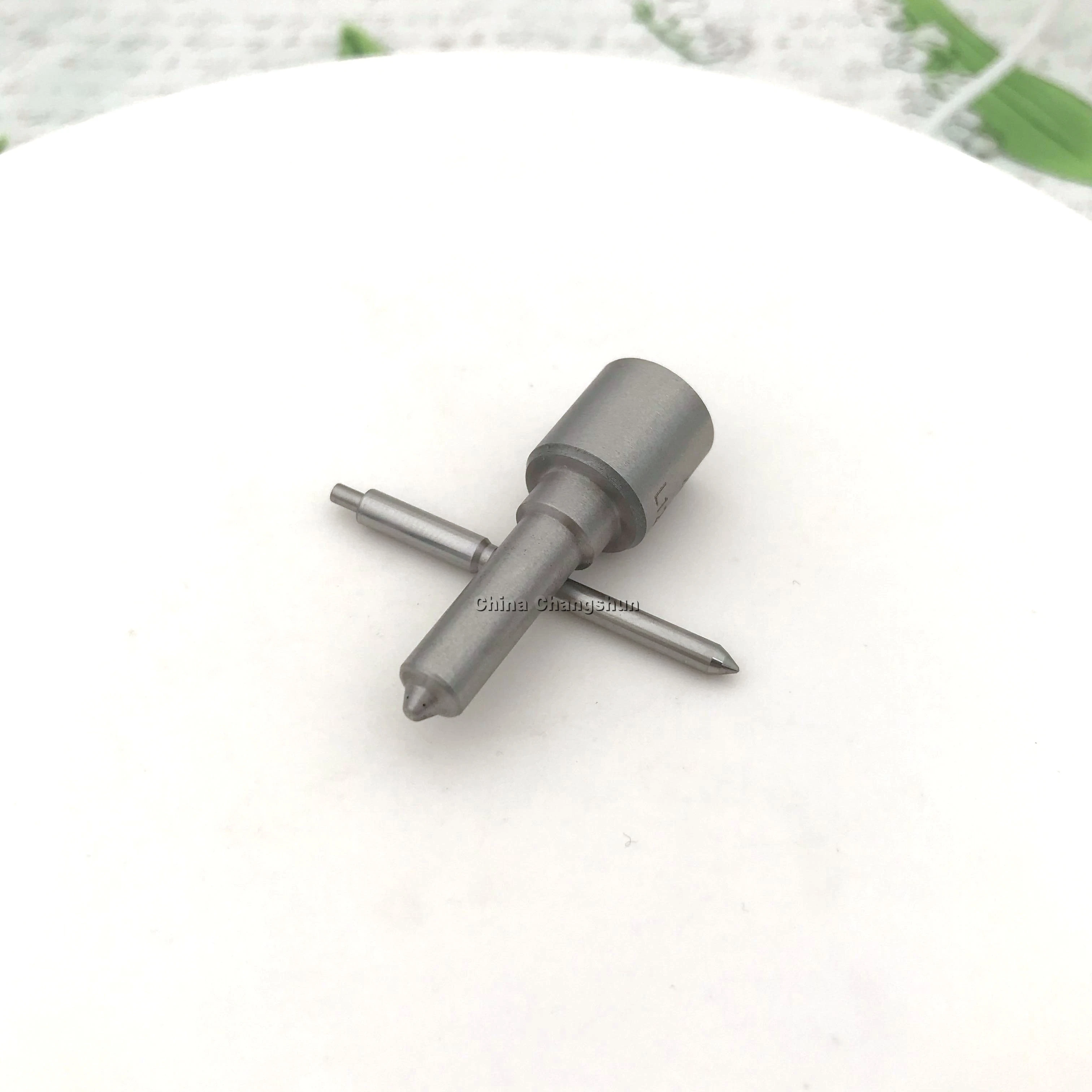 DLLA152PN009 Fuel Injector Nozzle Compatible with Komatsu Excavator PC200-5 PC60-5