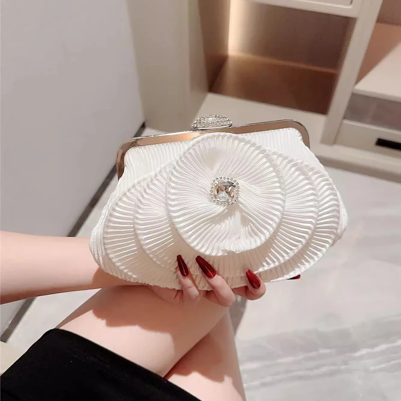 Nowy projekt Mała torebka damska Prom Clutch White Fairy Evening Bags Wedding Party Purse Chain Shoulder Bag Crossbody For Women