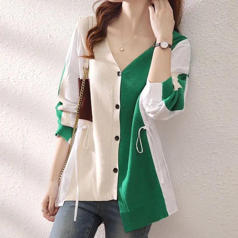 Spring 2024 New Commute Women\'s Color-blocked V-neck Drawstring Spliced Pocket Button Long Sleeved Shirts Cardigan Knitted Tops