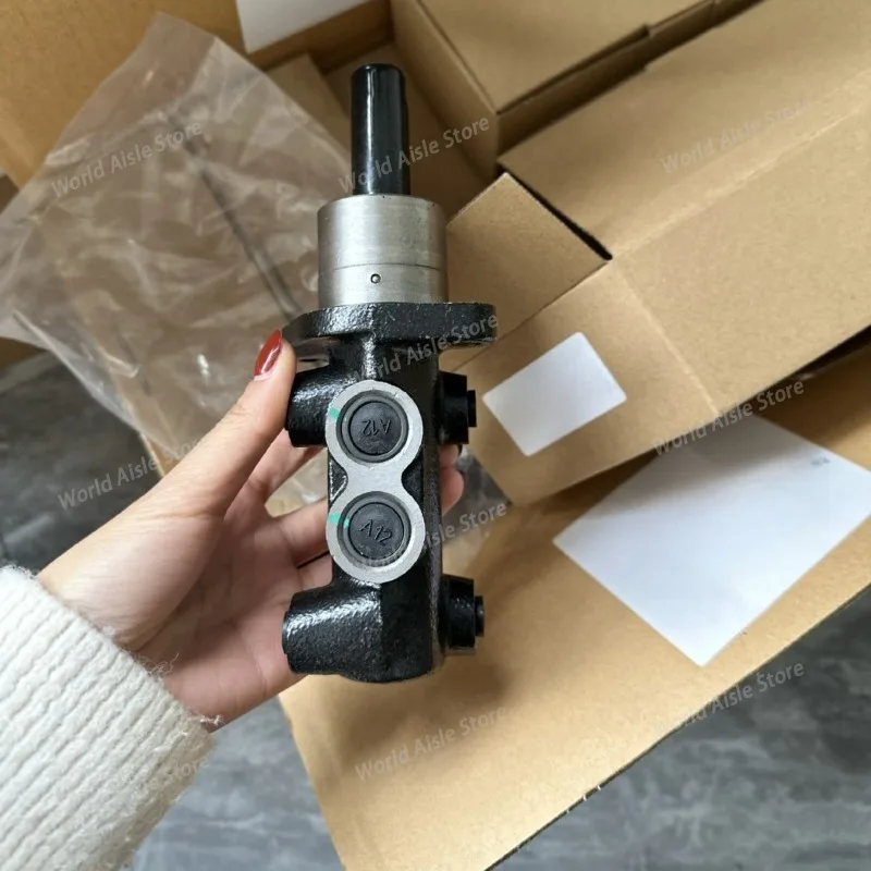 The 2S652140CA Z2S652140CA Brake Master Cylinder Is Suitable The  for Ford Fiesta/For ECOSPORT1.