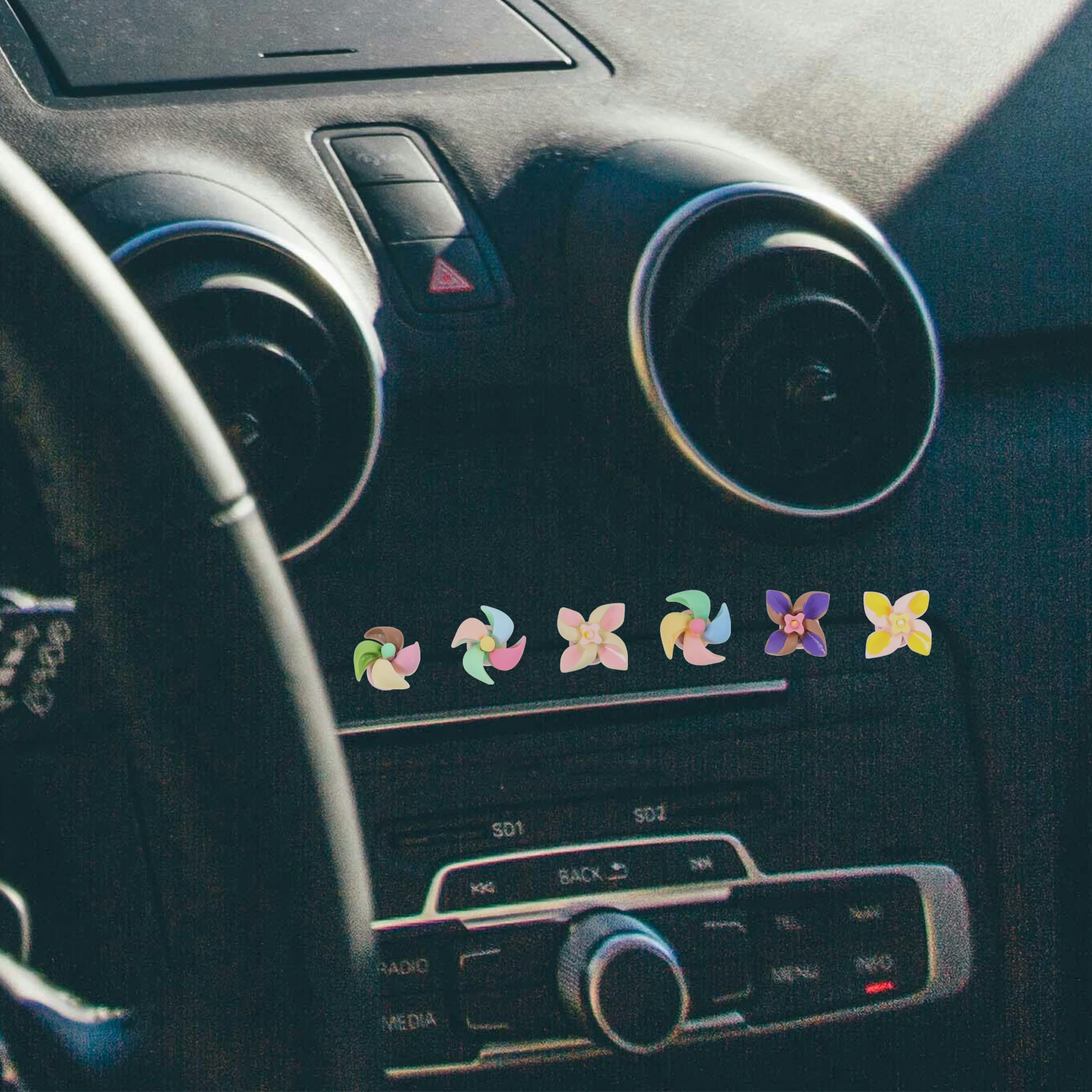 

6 Pcs Rotating Windmill Decorations Resin Mini Dashboard Accessories Car Interior Ornament Aesthetic Home Car Decor