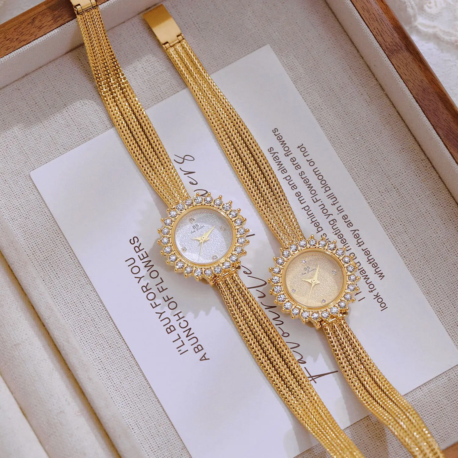 2024 Retro Dusan Flower Water Diamond Dial Wheat Ear Strap Women's Watch Strap Gold Quartz Elegant Clock relogios feminino