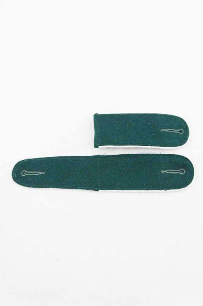 GISH-041 WWII German Heer early infantry EM shoulder boards