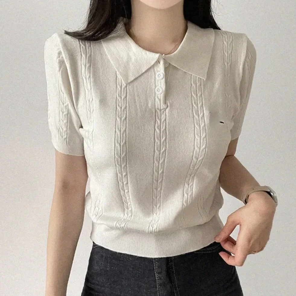 

Elegant Short Sleeve Knitted Neck Knot Embroidery Slimming Women's Top Trendy Design Summer 2026 Fashion