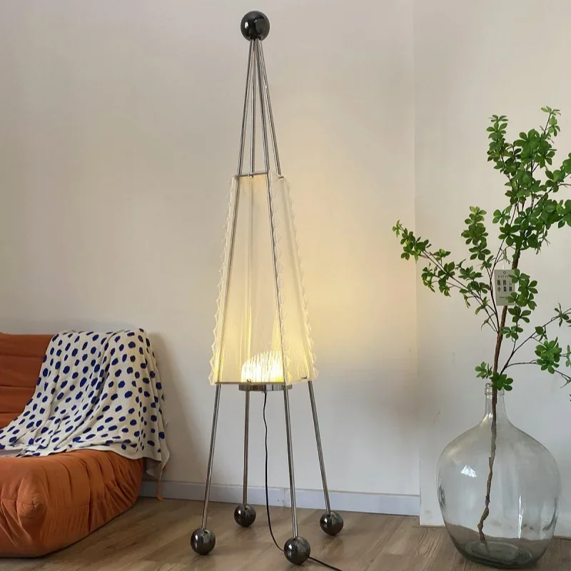 

Retro Creative Saving Anerge Floor Lamp Suitable for Attic Study Wardrobe Interior Design Home Lighting Fixtures Luster