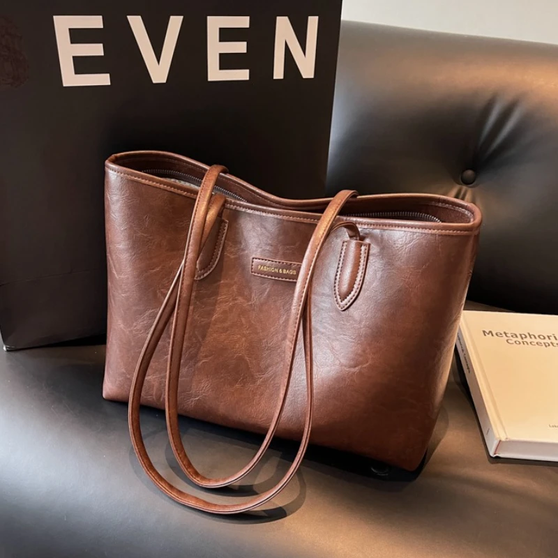 Sac à bandoulière Vintage de luxe en PU pour femmes, fourre-tout surdimensionné à fermeture éclair, sac à main rétro de styliste haut de gamme, bourse de déclaration intemporelle