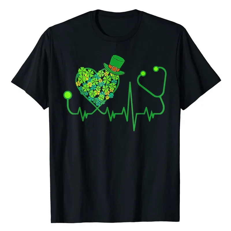 Nurse St Patricks Day Stethoscope Heartbeat Clover T-Shirt Short Sleeve Aesthetic Clothes Graphic Tee Tops Nurse Life Outfits