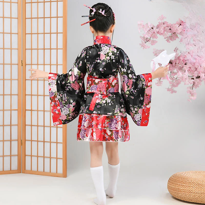 Thumbnail 3 - #12 Compare Kimonos Before You Buy