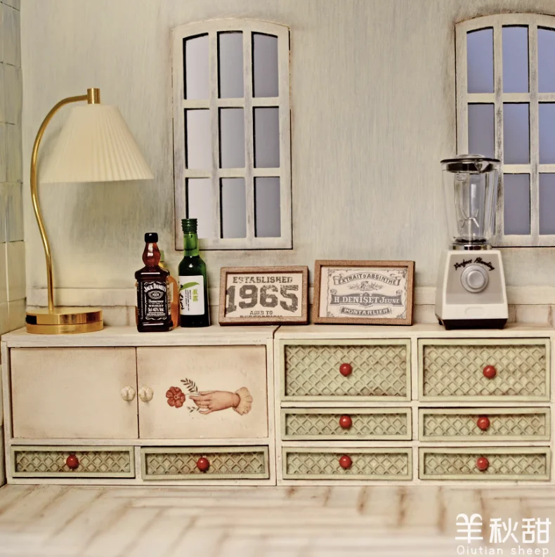 Kit de bricolaje de muebles en miniatura 1:12 y 1:6 o listo para usar |   Vitrina, mesa de cristal y aparador retro para almacenamiento y decoración de casa de muñecas